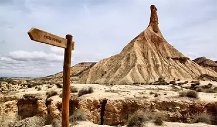 cartel paseo peatonal bardenas m