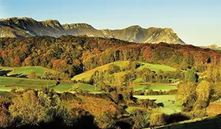vista de las montanas de Urbasay m